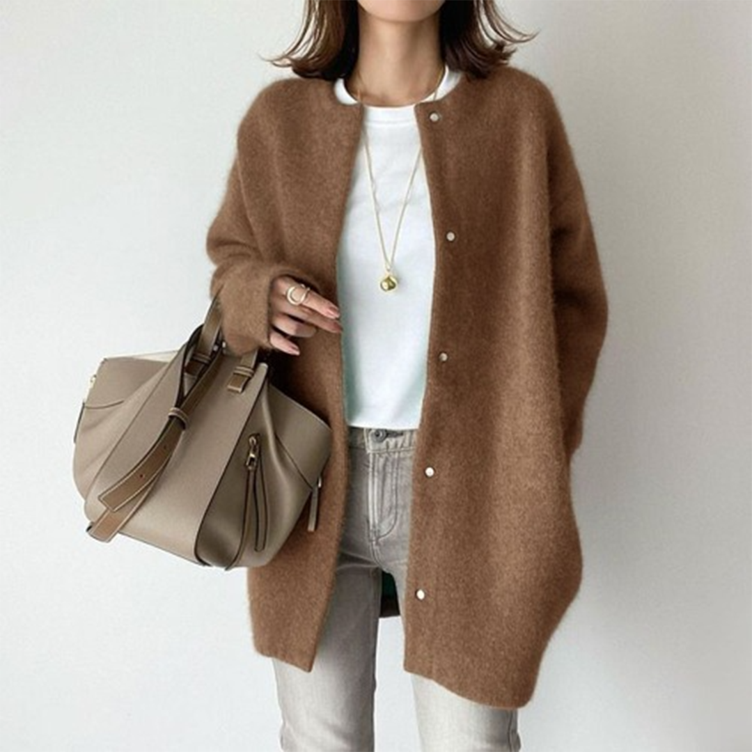 Chloe™ - Elegant Cashmere Cardigan