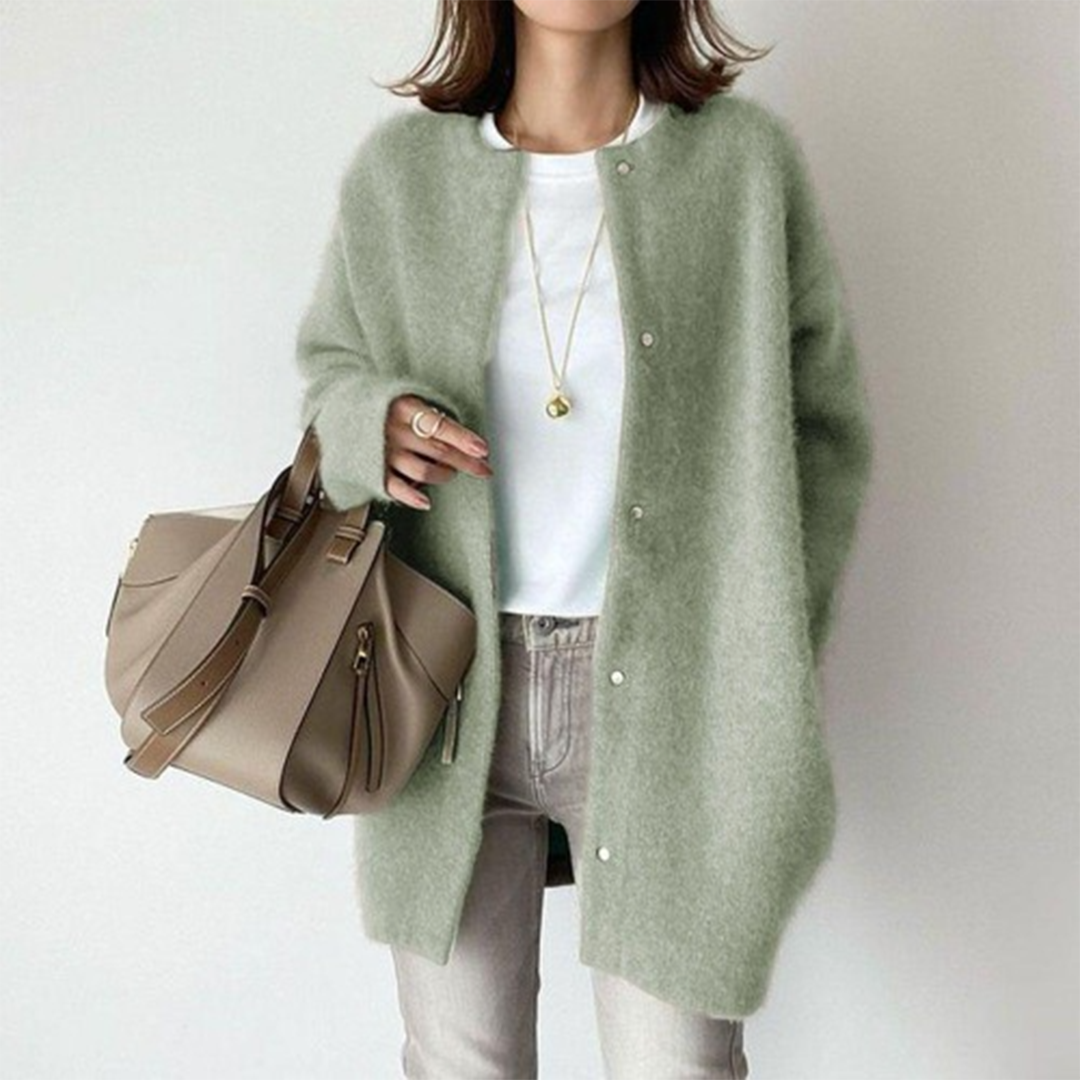 Chloe™ - Elegant Cashmere Cardigan