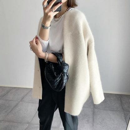 Chloe™ - Elegant Cashmere Cardigan